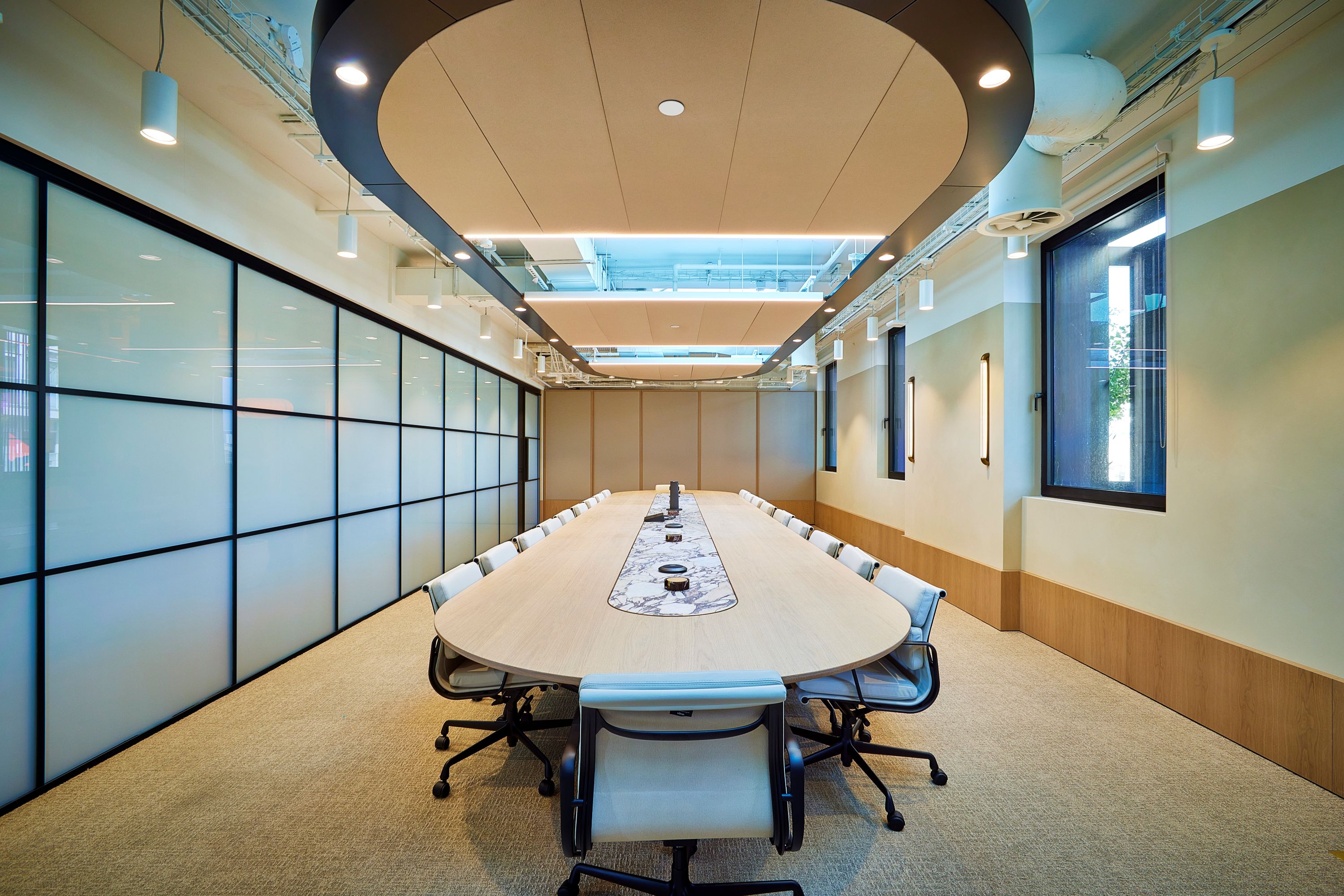 Kings Road Com SAS600 SAS200 Textiles Med (1)