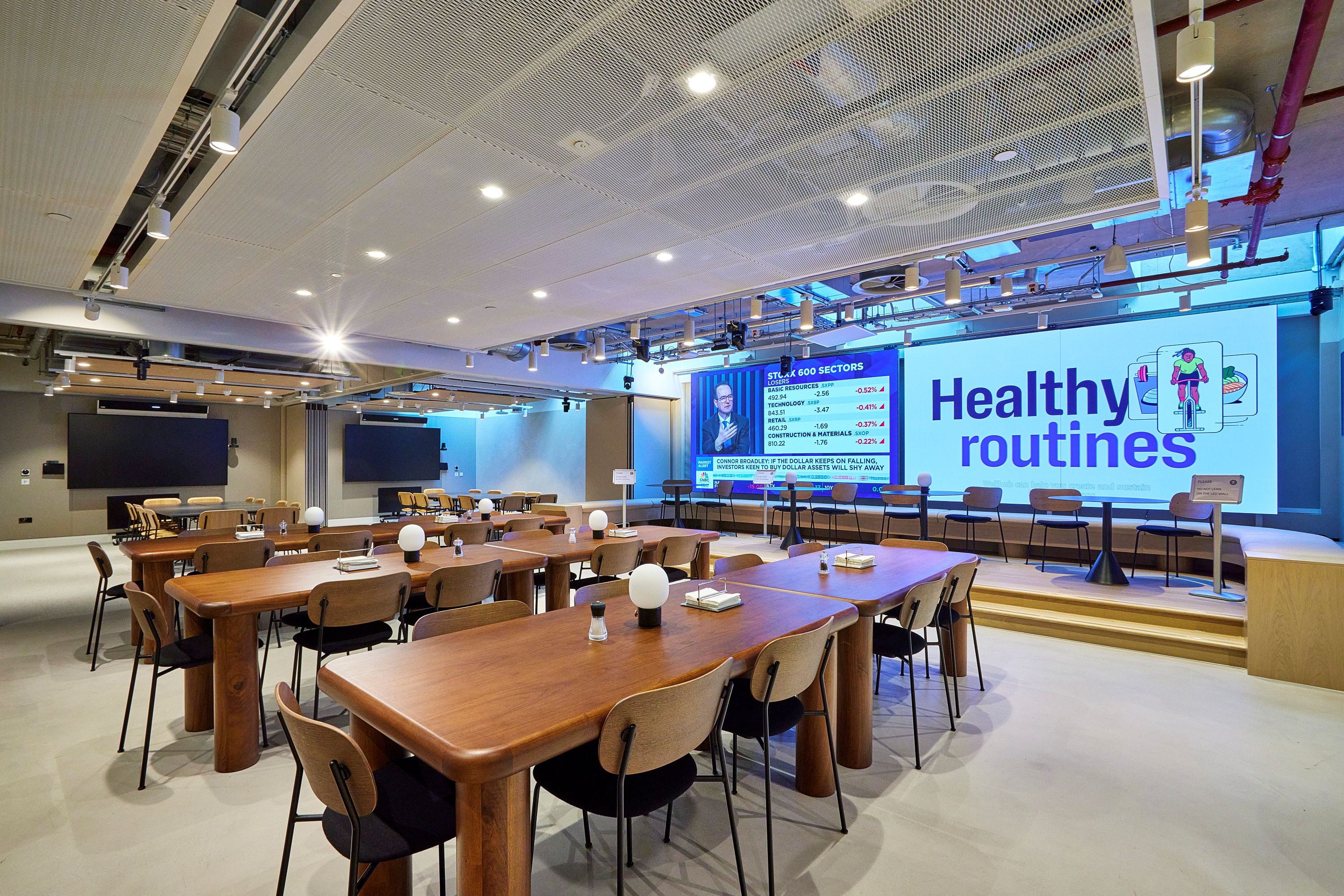 Kings Road Com SAS330 SAS200 Hybrid Mesh Med (1)